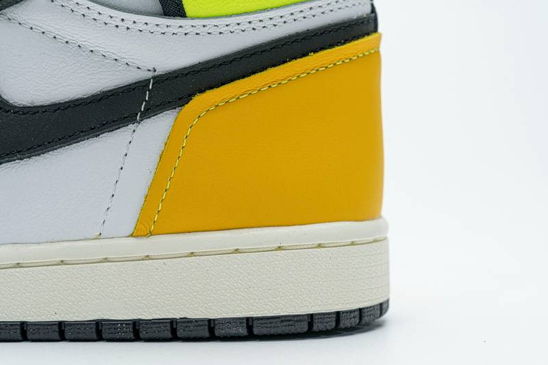 Air Jordan 1 Retro High White Black Volt University Gold