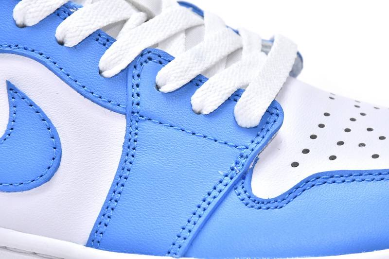 Air Jordan 1 Retro Low Golf UNC