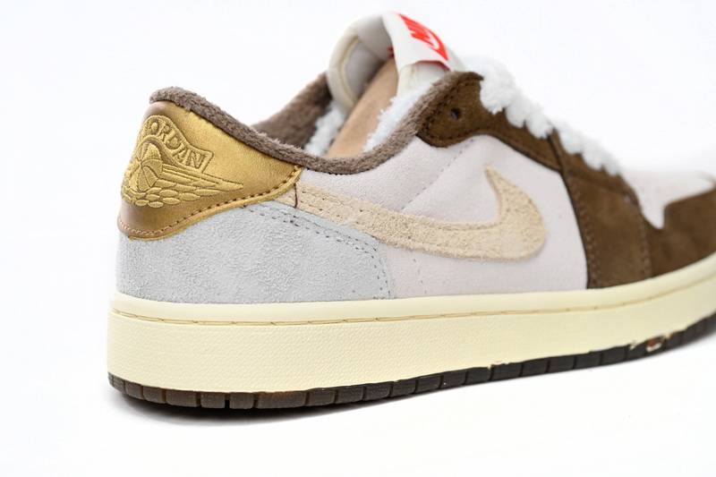 Air Jordan 1 Retro Low OG Year of the Rabbit