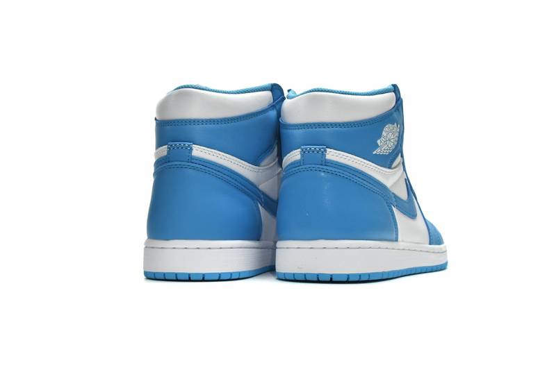Air Jordan 1 Retro UNC