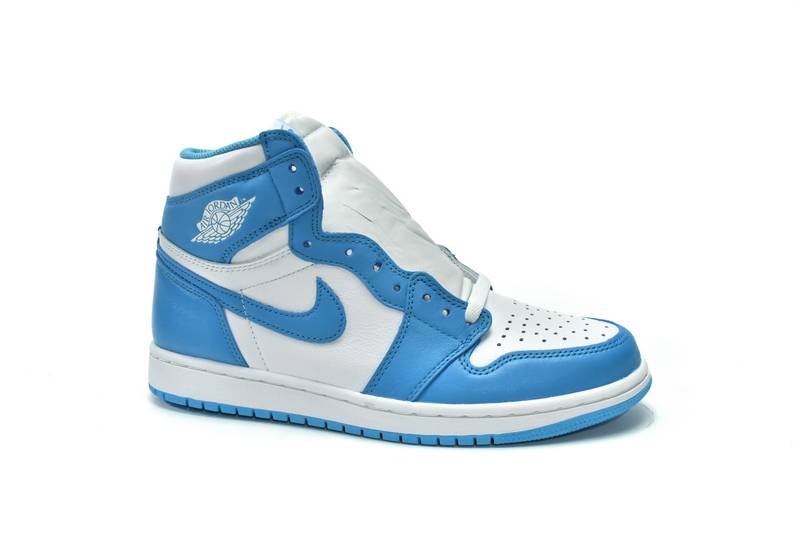 Air Jordan 1 Retro UNC
