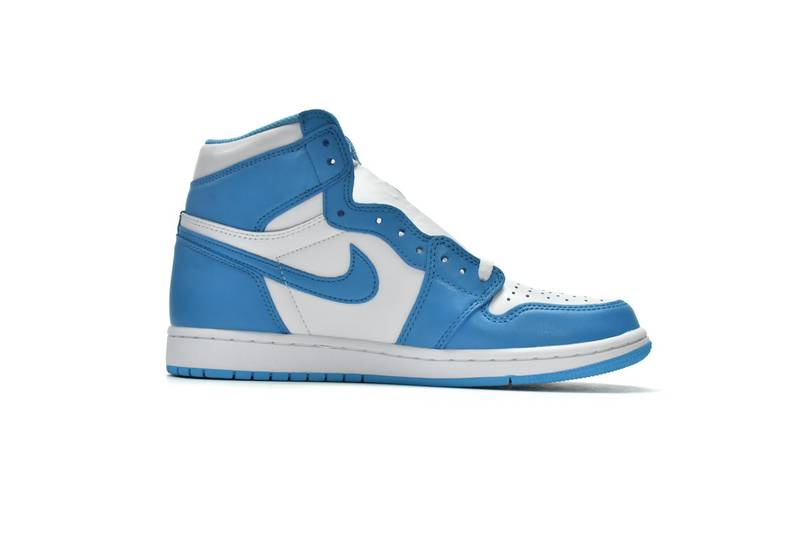 Air Jordan 1 Retro UNC
