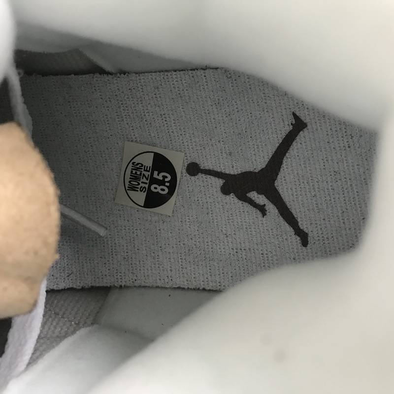 Air Jordan 3 Retro Mocha
