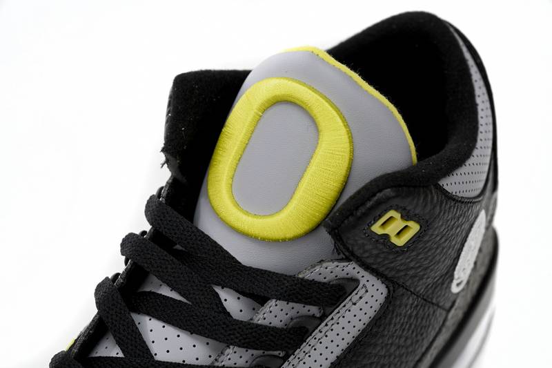 Air Jordan 3 Retro Oregon Ducks Pit Crew