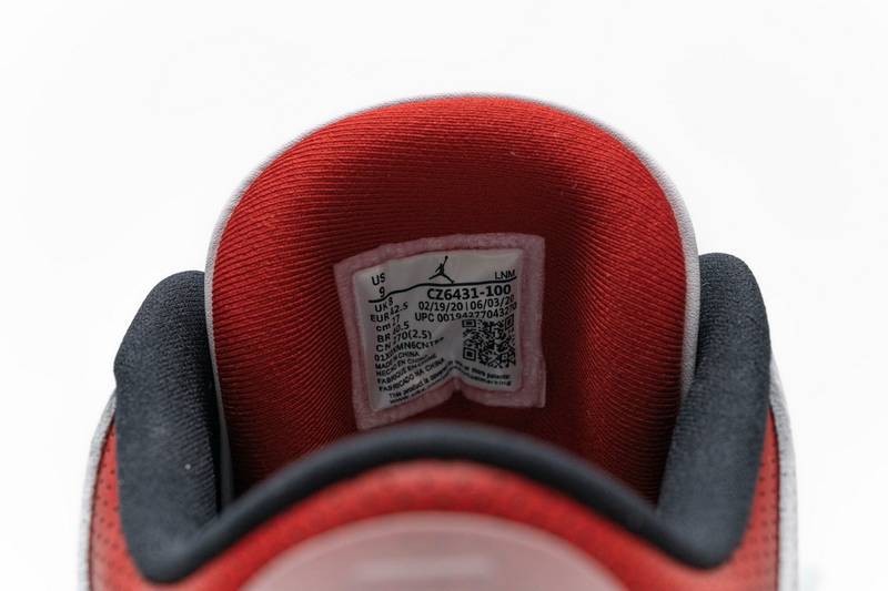 Air Jordan 3 Retro SE Fire Red Denim