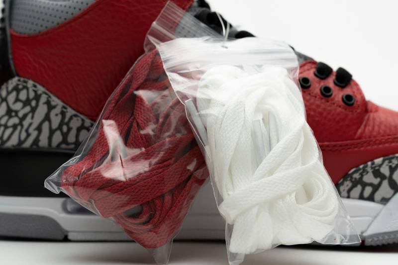 Air Jordan 3 Retro SE Unite Fire Red