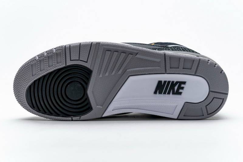 Air Jordan 3 Retro Tinker Hatfield