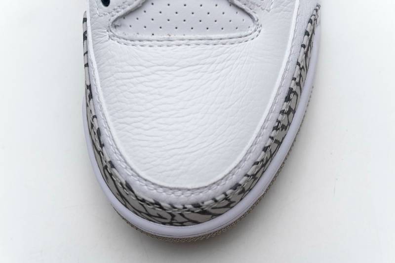 Air Jordan 3 Retro UNC