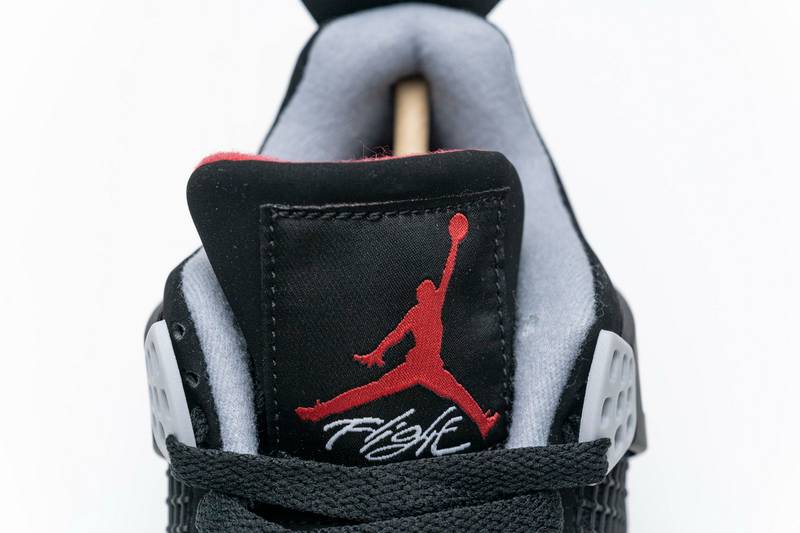 Air Jordan 4 Retro Bred