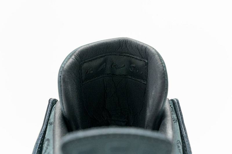 Air Jordan 4 Retro Kaws Black