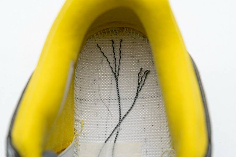 Air Jordan 4 Retro LS Lightning