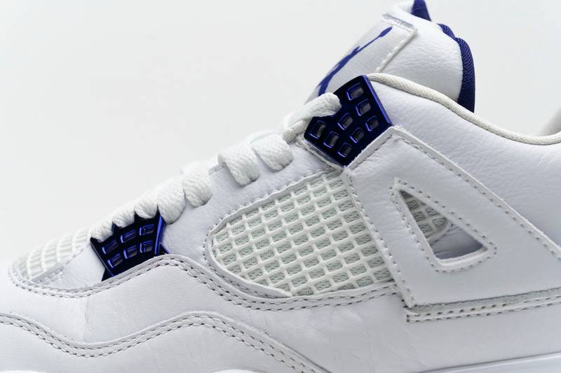 Air Jordan 4 Retro Metallic Purple