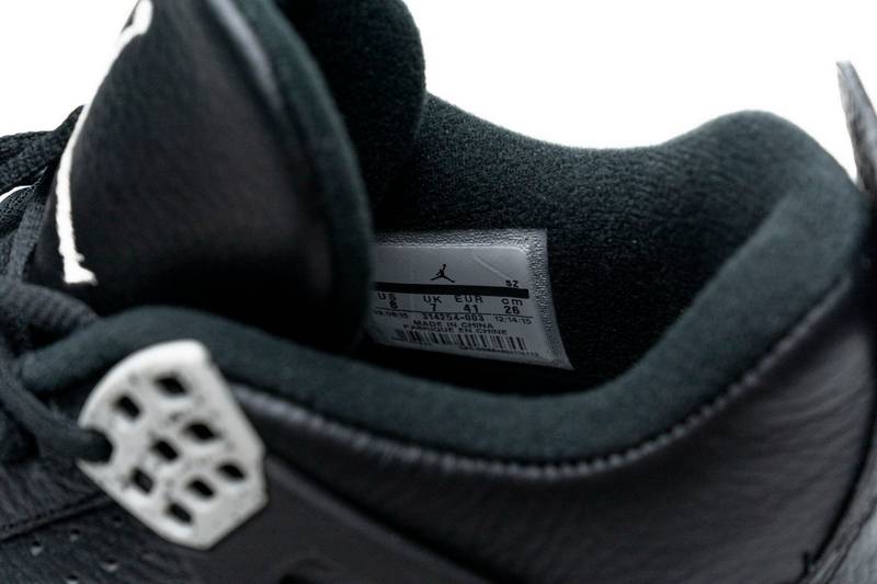 Air Jordan 4 Retro Oreo