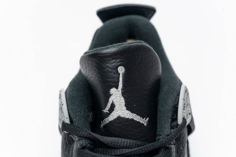 Air Jordan 4 Retro Oreo