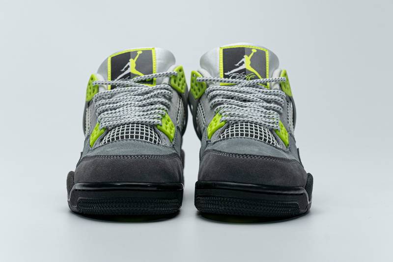 Air Jordan 4 Retro SE 95 Neon