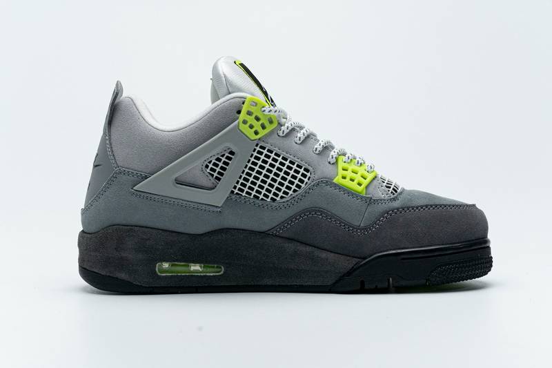 Air Jordan 4 Retro SE 95 Neon
