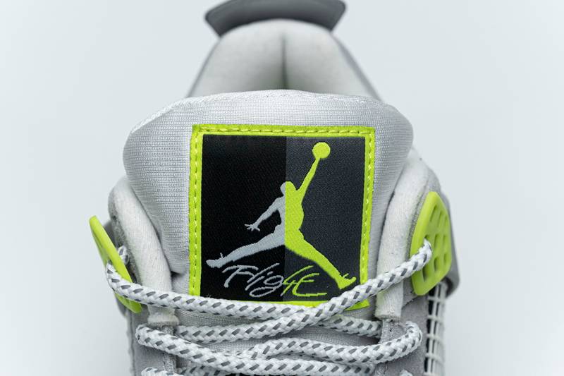 Air Jordan 4 Retro SE 95 Neon