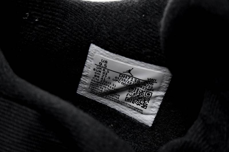 Air Jordan 4 Retro SE Black Canvas