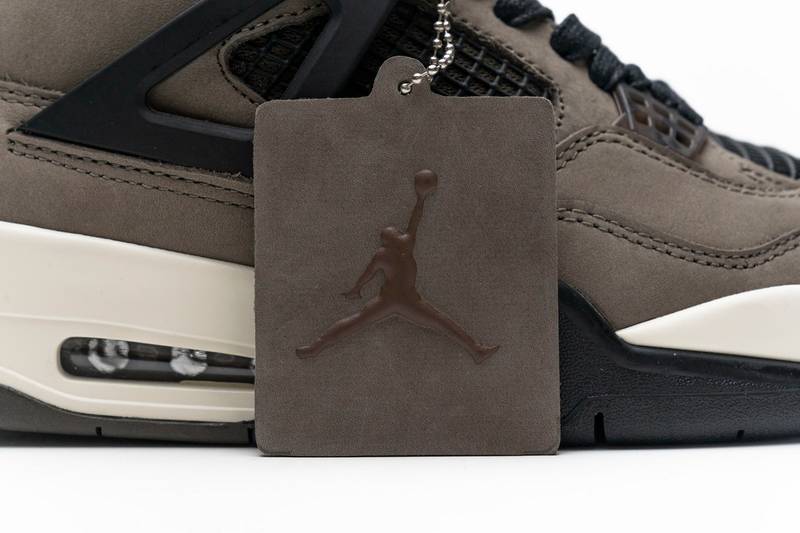 Air Jordan 4 Retro Travis Scott Brown