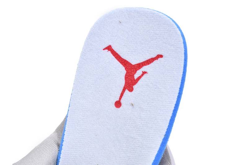 Air Jordan 4 Retro White Oreo (2021)