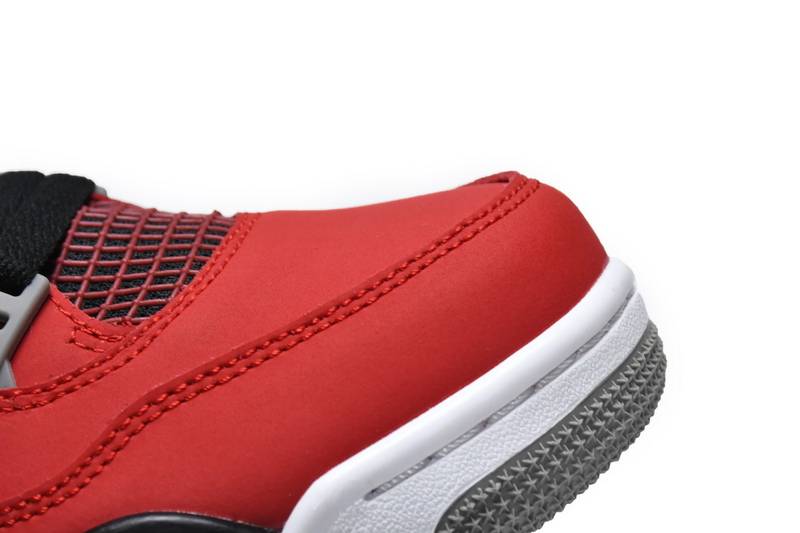 Air Jordan 4 Toro Bravo