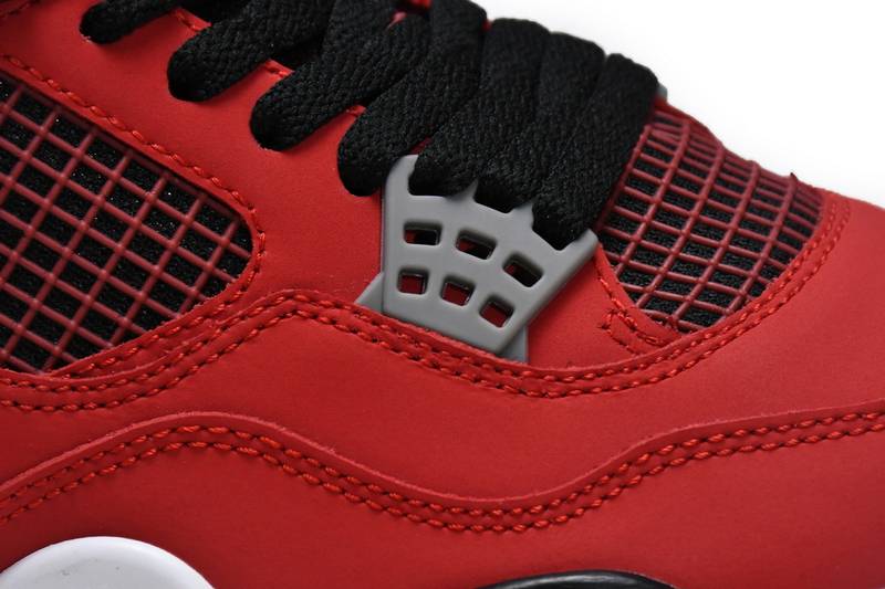 Air Jordan 4 Toro Bravo