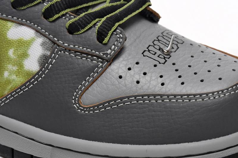 HUF x Nike Dunk Low SB Friends and Family
