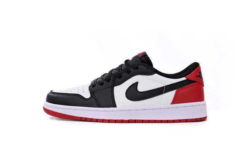 Jordan 1 Retro Low OG Black Toe