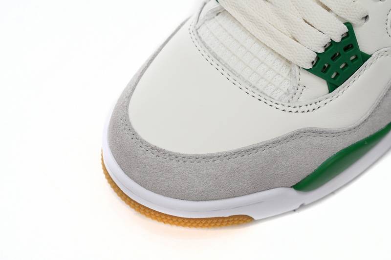 Jordan 4 Retro SB Pine Green