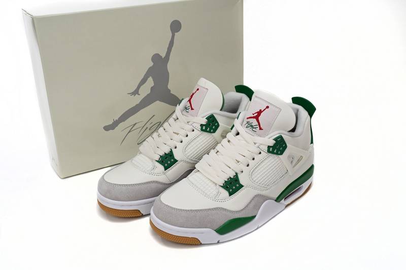 Jordan 4 Retro SB Pine Green