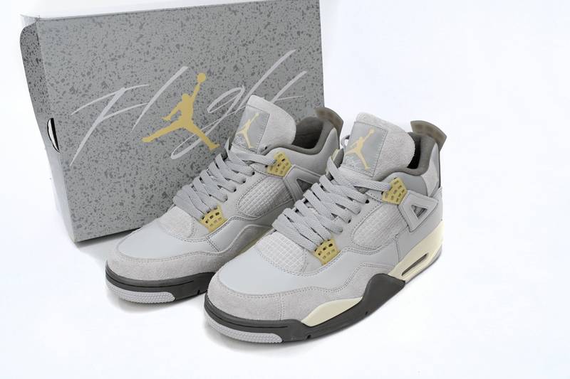 Jordan 4 Retro SE Craft Photon Dust