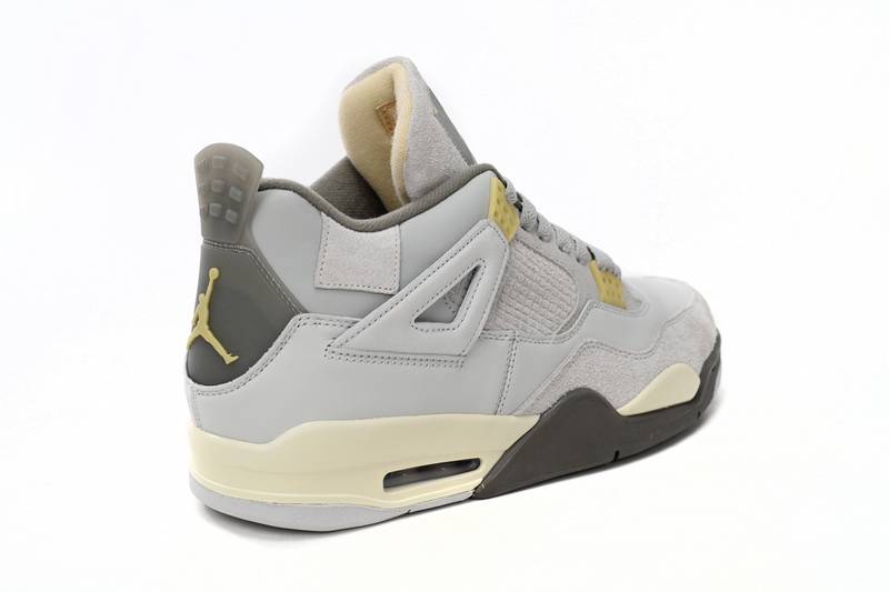 Jordan 4 Retro SE Craft Photon Dust