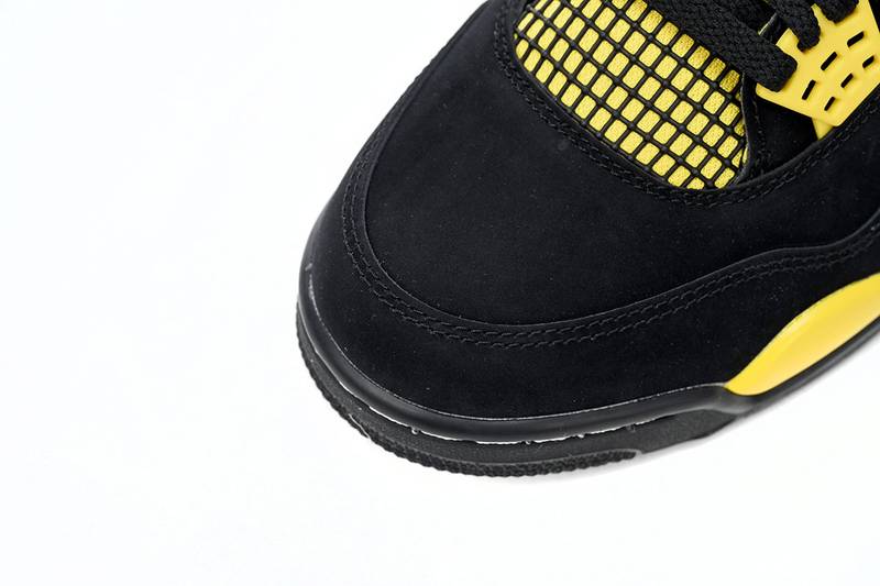 Jordan 4 Retro Thunder