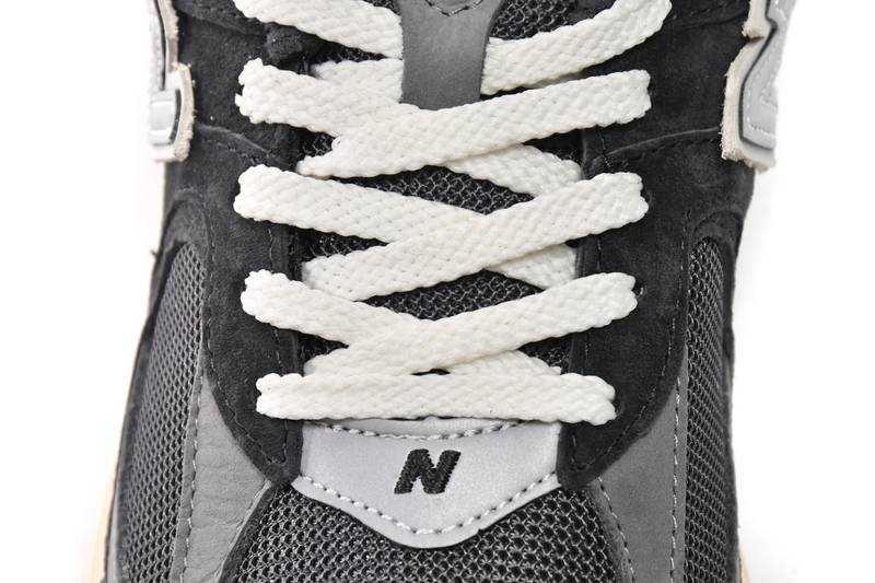 New Balance 2002R Black Dark Grey