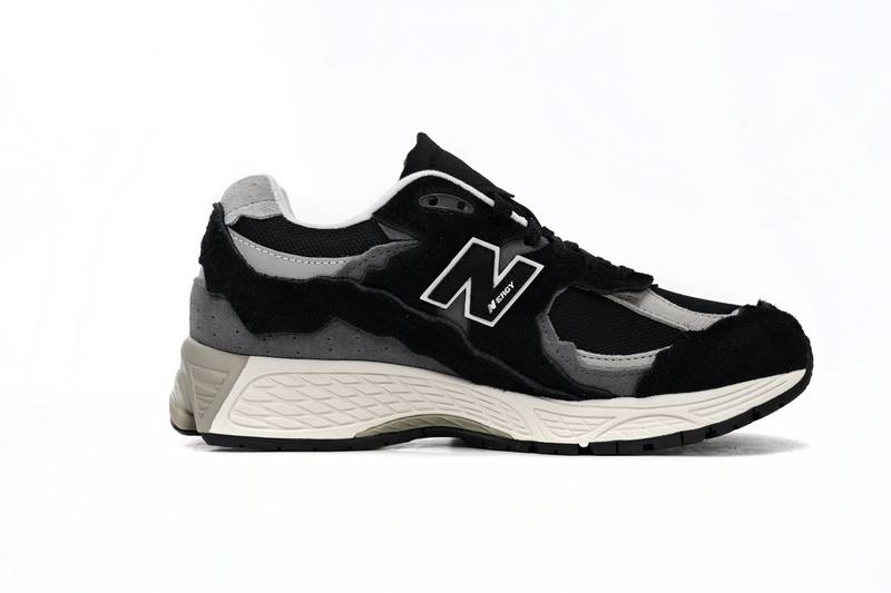 New Balance 2002R Protection Pack Black Grey