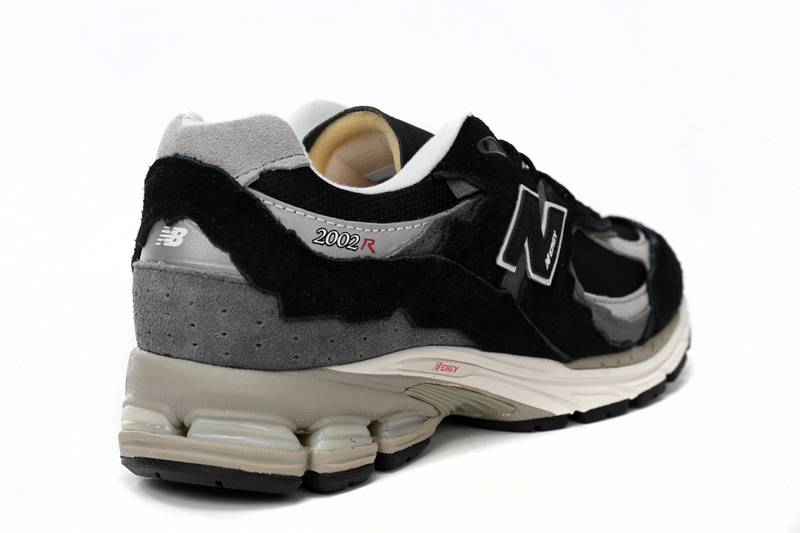 New Balance 2002R Protection Pack Black Grey