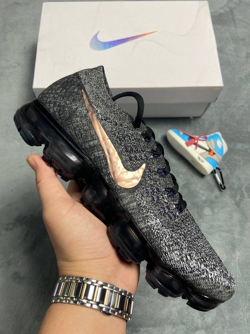Nike Air VaporMax Explorer Dark​
