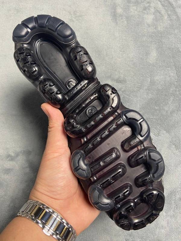 Nike Air VaporMax Explorer Dark​