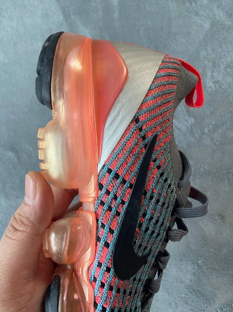 Nike Air VaporMax Flyknit 3 Flash Crimson (W)