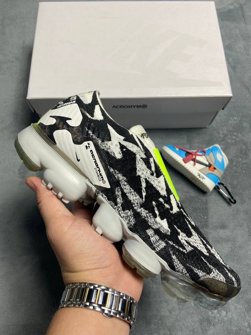 Nike Air VaporMax Moc 2 Acronym Light Bone​