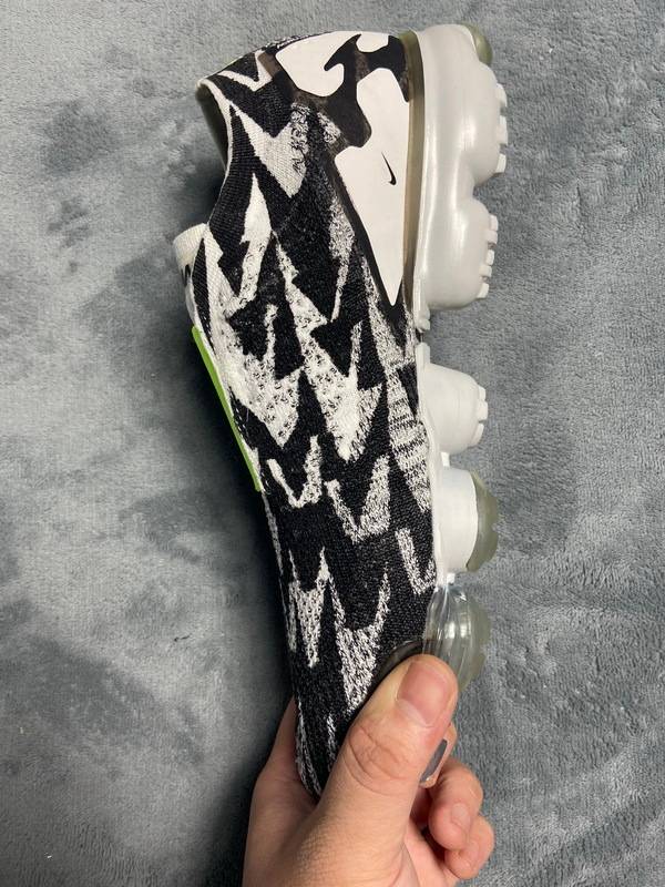 Nike Air VaporMax Moc 2 Acronym Light Bone​