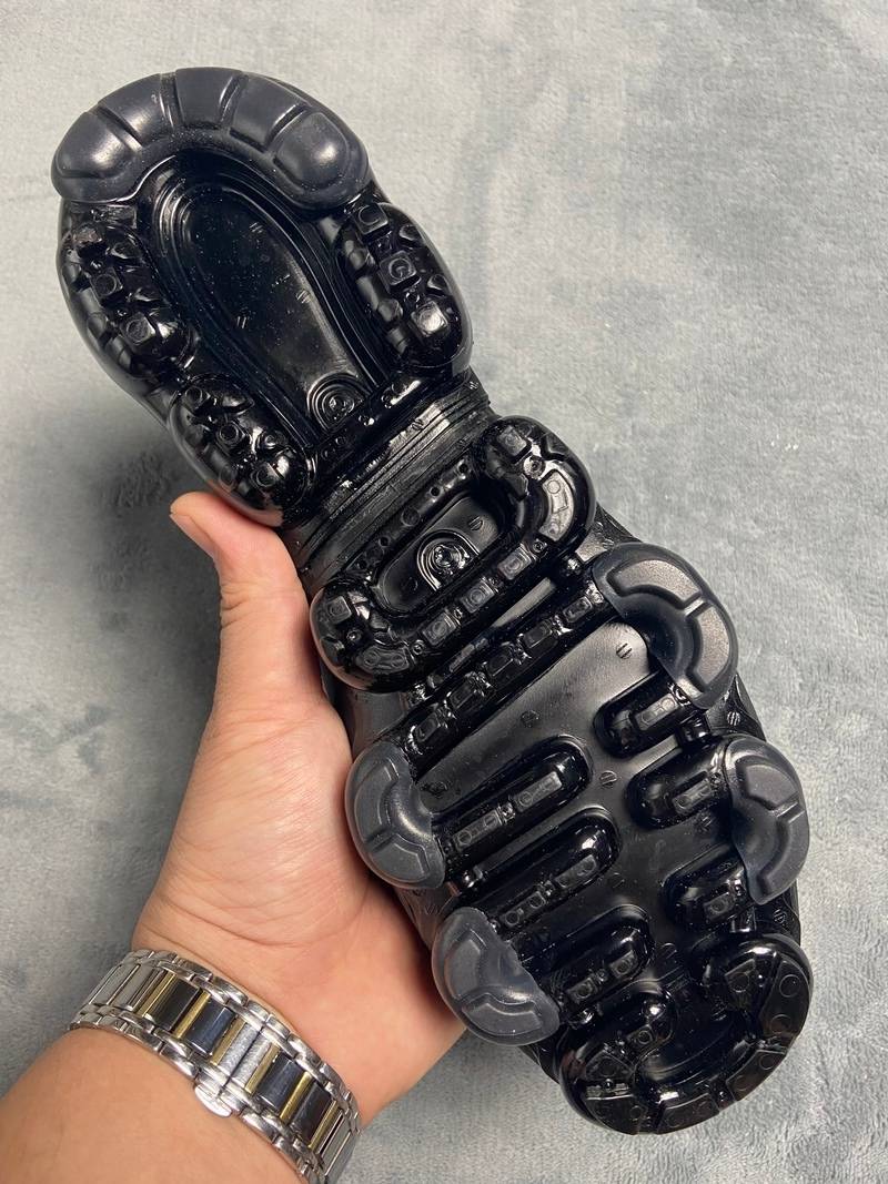 Nike Air VaporMax Moc Triple Black