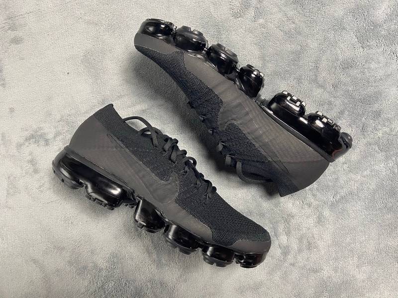 Nike Air VaporMax Triple Black 2.0​