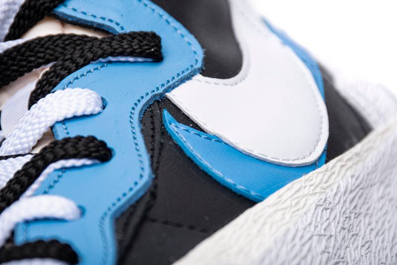 Nike Blazer Mid sacai White Black Legend Blue