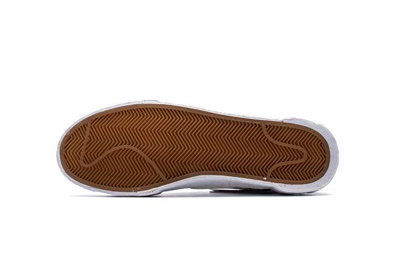 Nike Blazer Mid sacai White Black Legend Blue