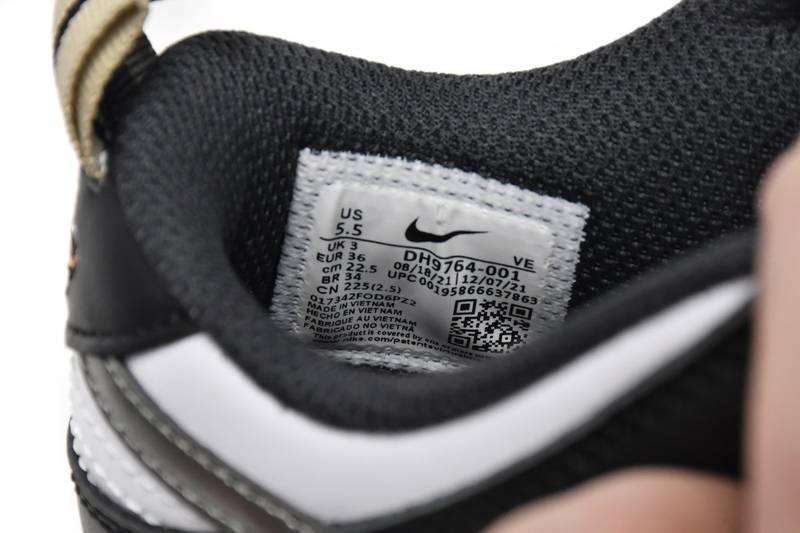 Nike Dunk Low Black White Metallic