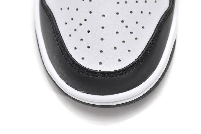 Nike Dunk Low Black White Metallic