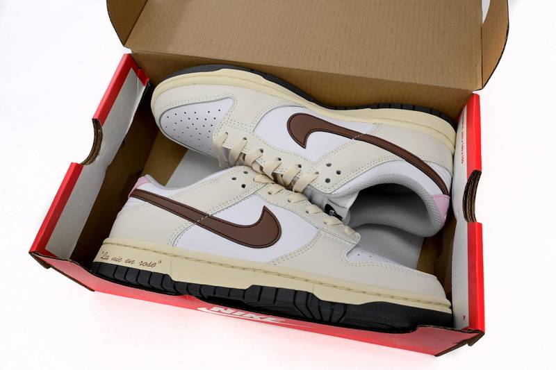 Nike Dunk Low Flowering Messenger