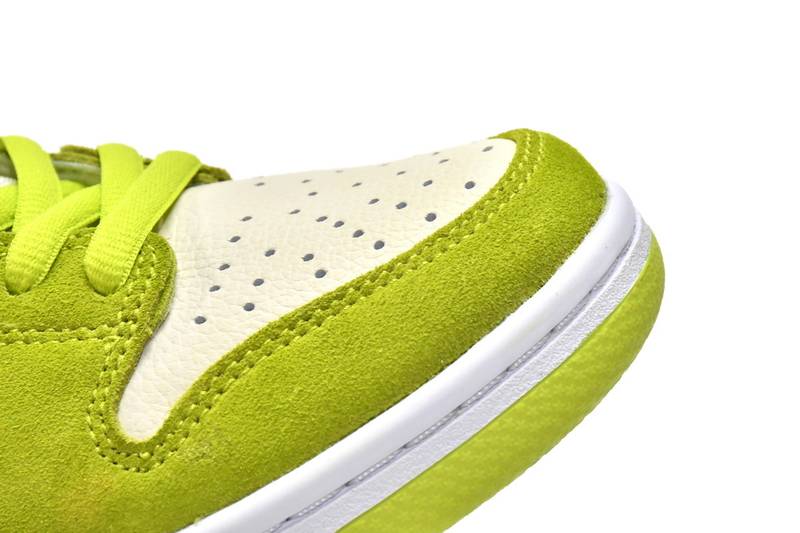 Nike Dunk Low Green Apple