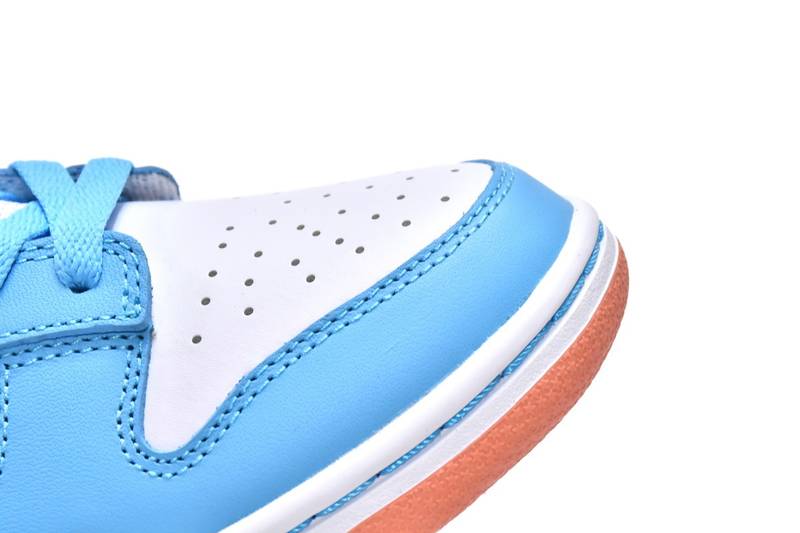 Nike Dunk Low Kyrie Irving Baltic Blue